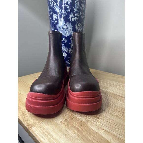 Jeffrey Campbell Sz 6 Brown Leather Platform Boots Chuncky Red Rubber Lug Sole - Picture 2 of 10